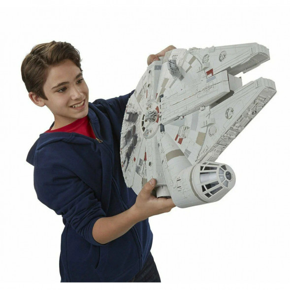 Игровой набор Star Wars (Hasbro) Флагманский космический корабль Звездных войн (B3678) в Тамбове