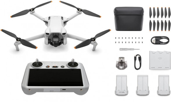 Квадрокоптер DJI Mini 3 Fly More Combo Plus (DJI RC) в Тамбове
