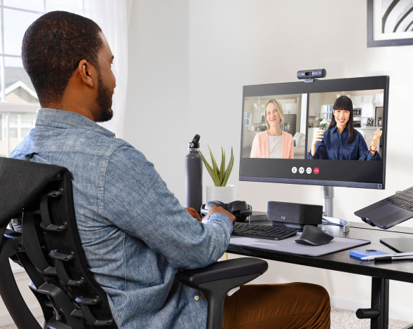 Веб-камера Logitech Brio 500, чёрный в Тамбове