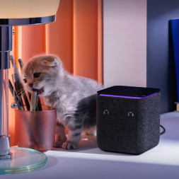 Умная колонка Яндекс Станция Миди с Алисой на YaGPT, чёрный