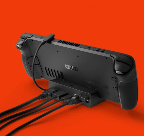 Игровая приставка Valve Steam Deck 64 ГБ SSD, черный в Тамбове