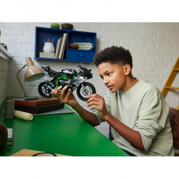 Конструктор LEGO Technic 42170 Мотоцикл Kawasaki Ninja H2R в Тамбове