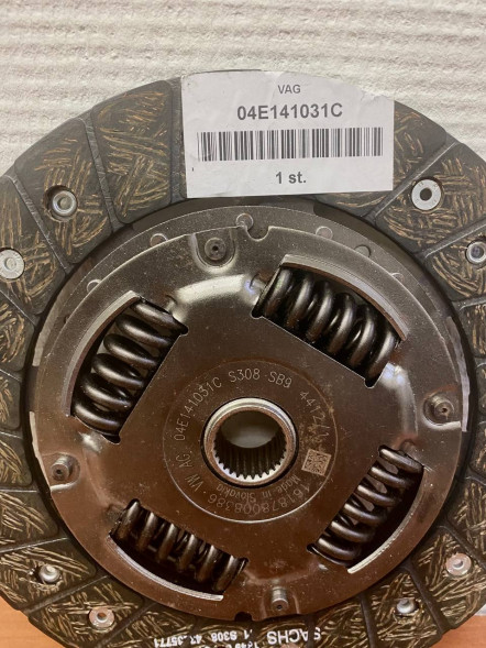 Ведомый диск сцепления VAG 04E141031C в Тамбове